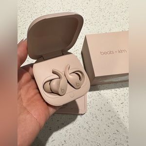 Beats Fit Pro x Kim